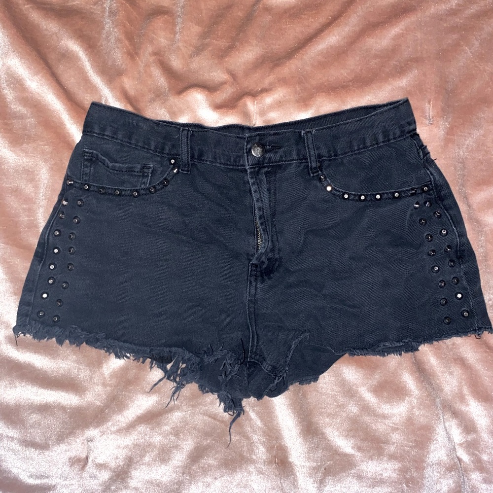 Black shorts w studs